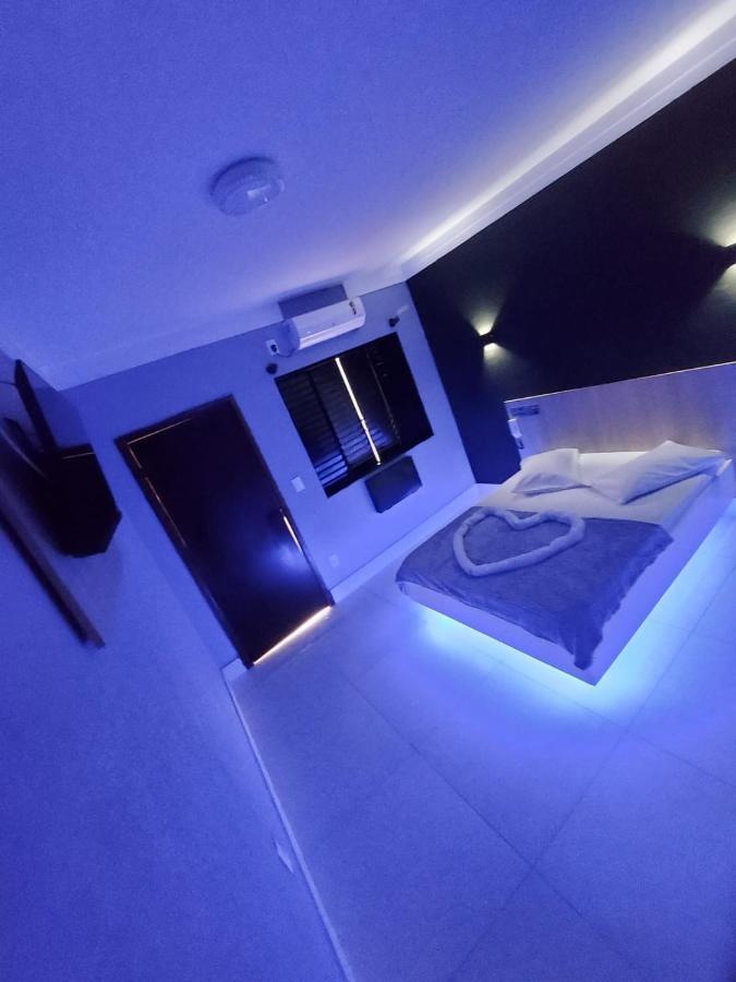 Love hotel Chateau (adults Only)